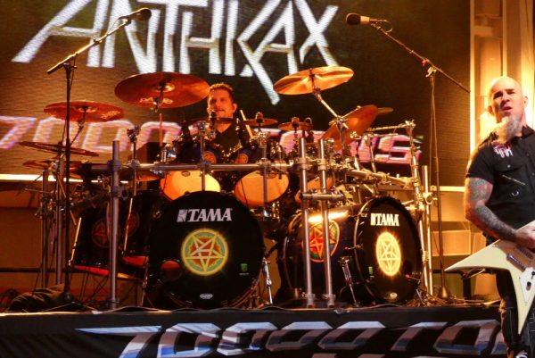ANTHRAX_70000-tons-of-metal-2017-vampster_9