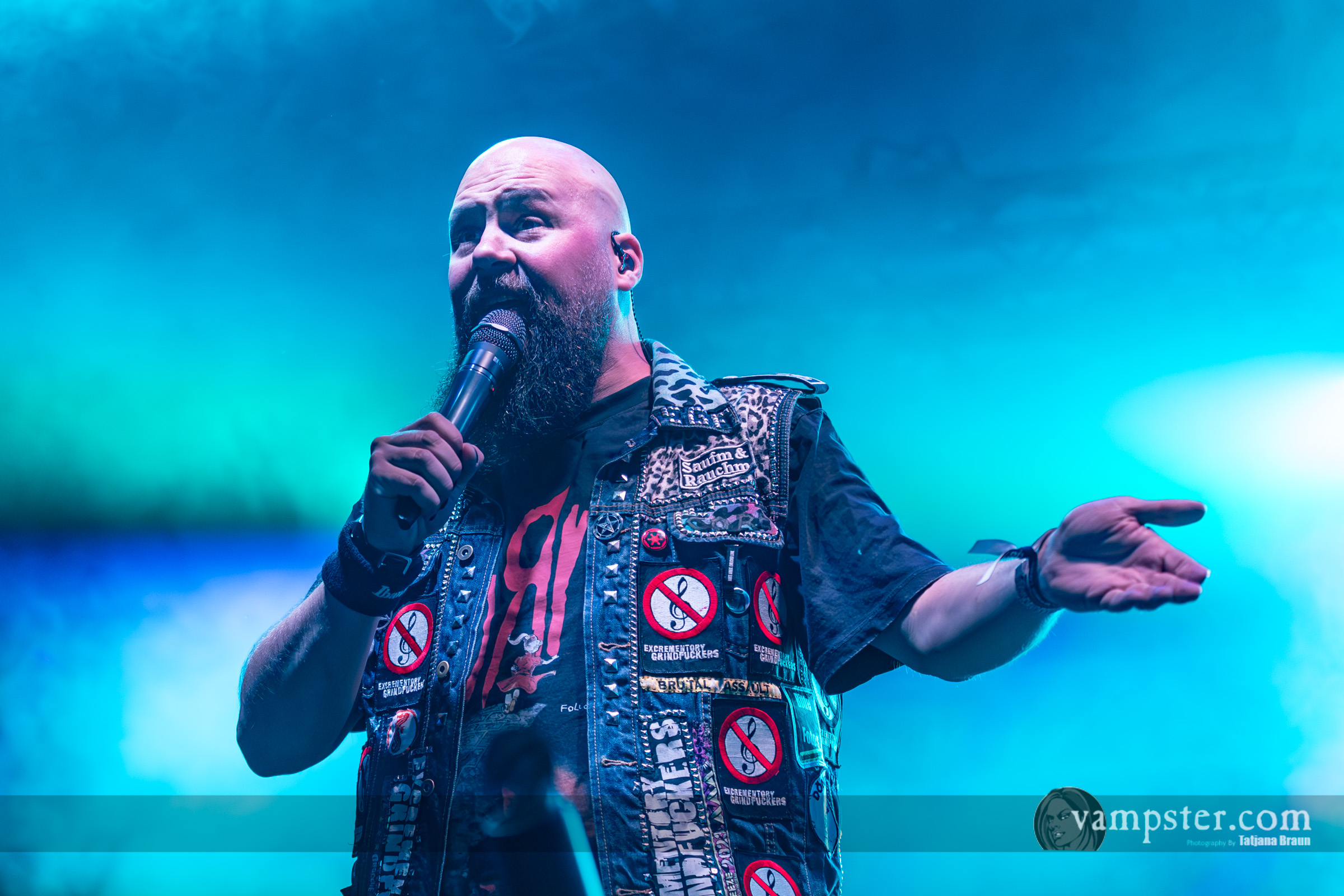 EXCREMENTORY GRINDFUCKERS live auf dem Wisdom Tooth Festival 2026