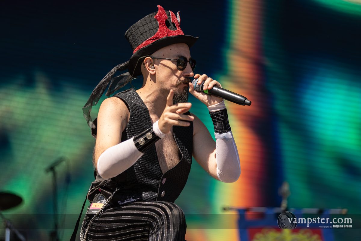 NANOWAR OF STEEL live auf dem Summer Breeze 2026