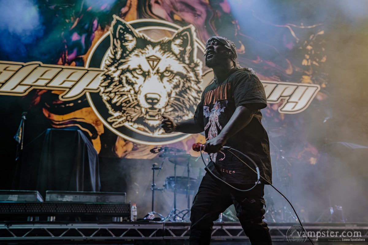 FALLING IN REVERSE, HOLLYWOOD UNDEAD, SLEEP THEORY Konzertbericht