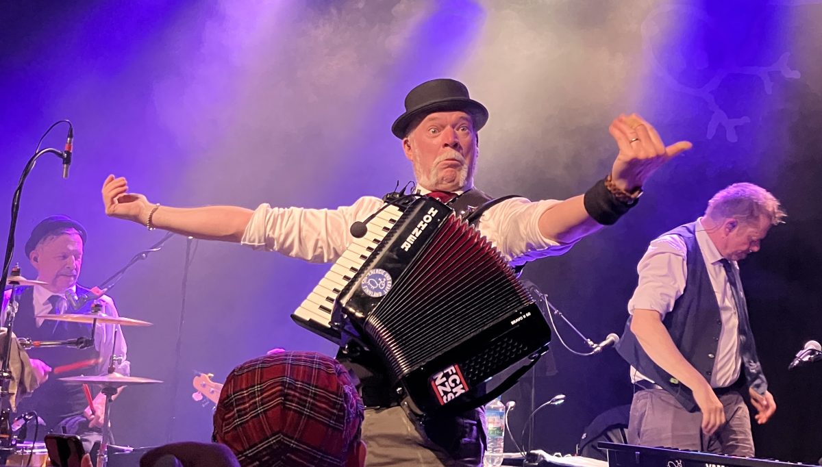 Lassi Kinnunen am Akkordeon